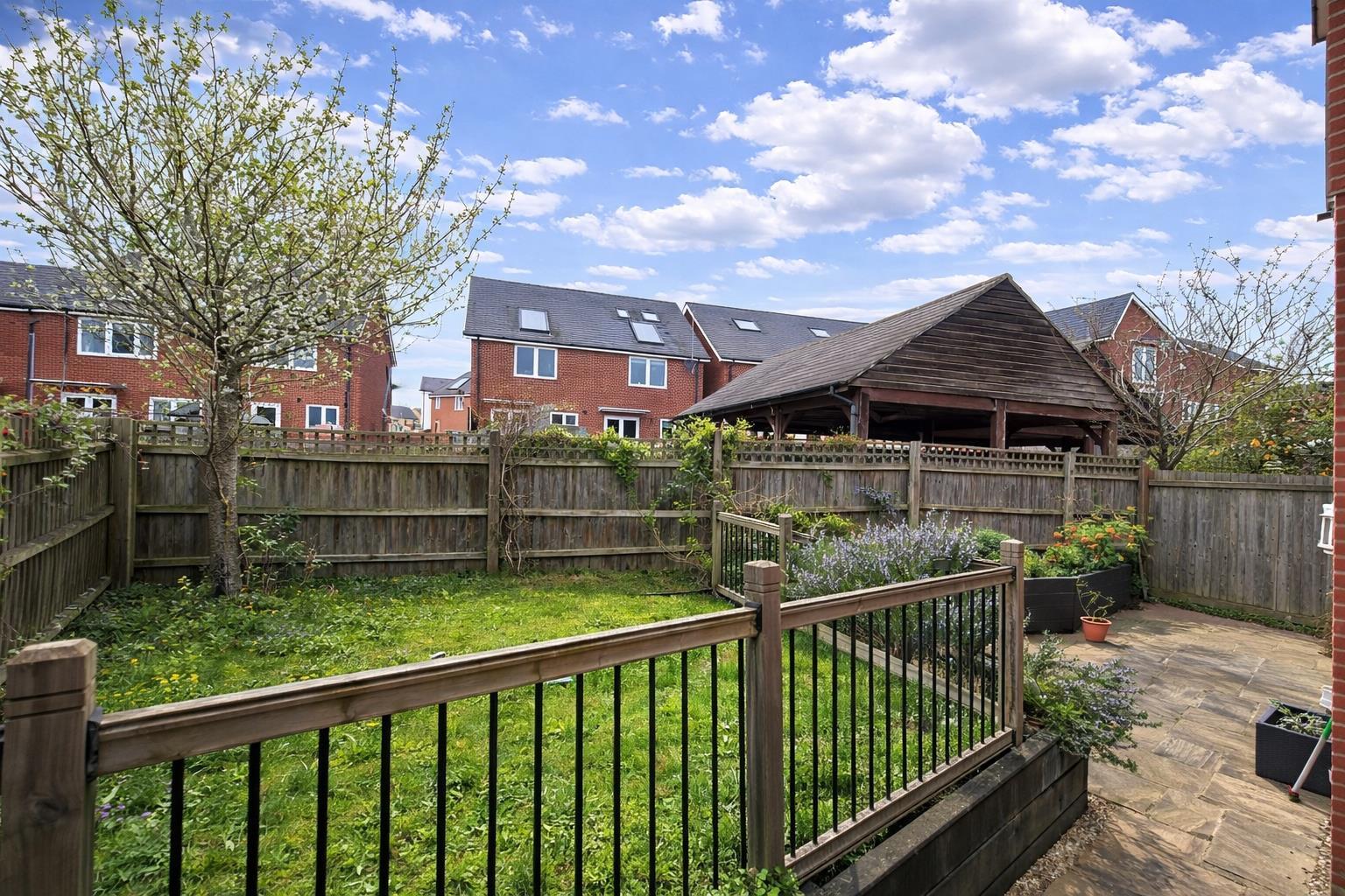 Lowery Crescent, Oxley Park, Milton Keynes